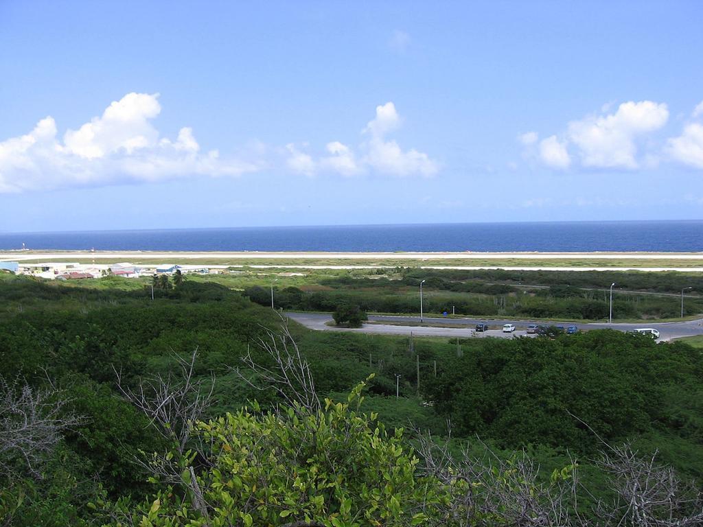 Curacao Airport Hotel Вилемстад Екстериор снимка