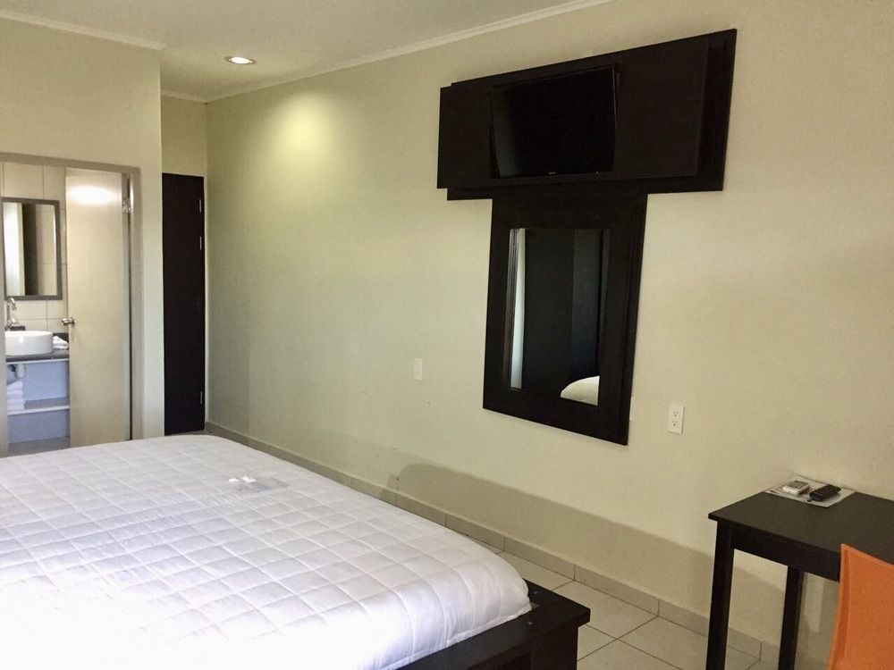 Curacao Airport Hotel Вилемстад Екстериор снимка