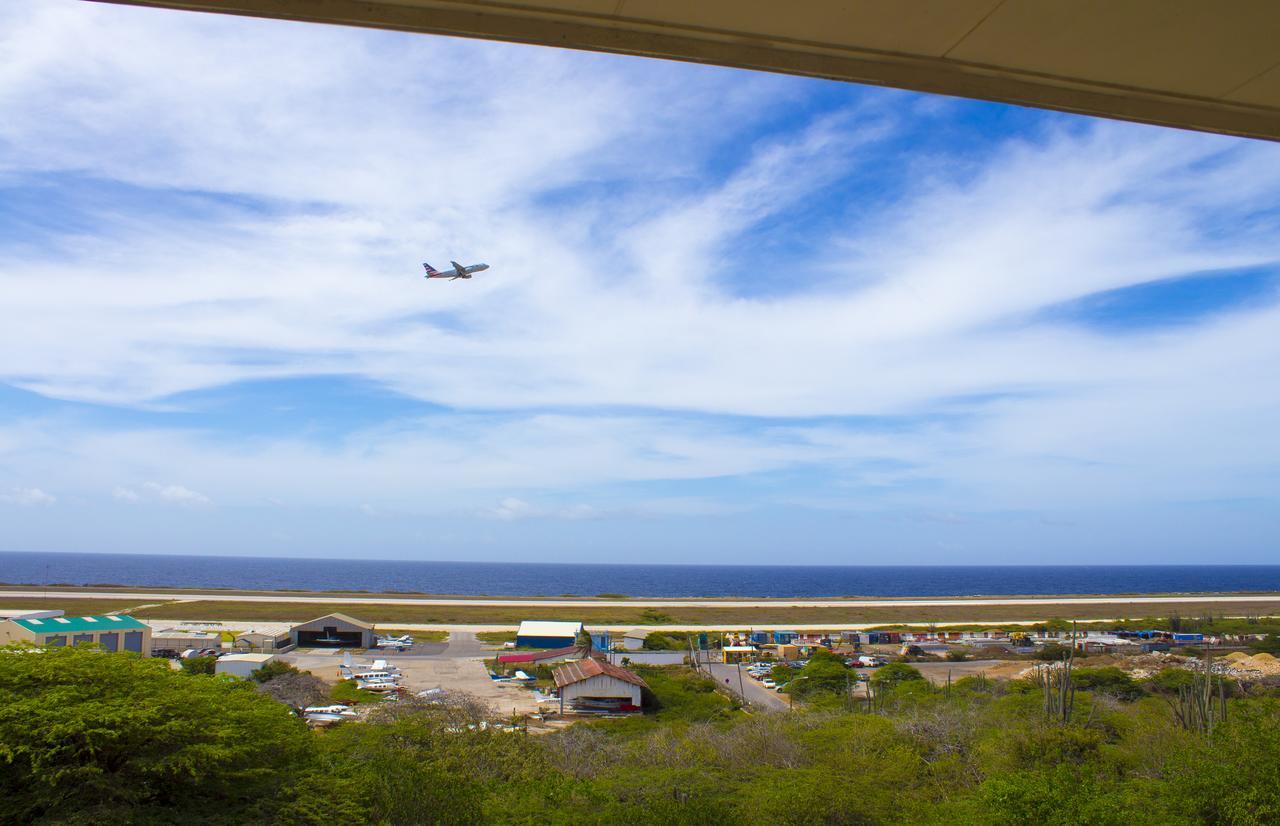 Curacao Airport Hotel Вилемстад Екстериор снимка