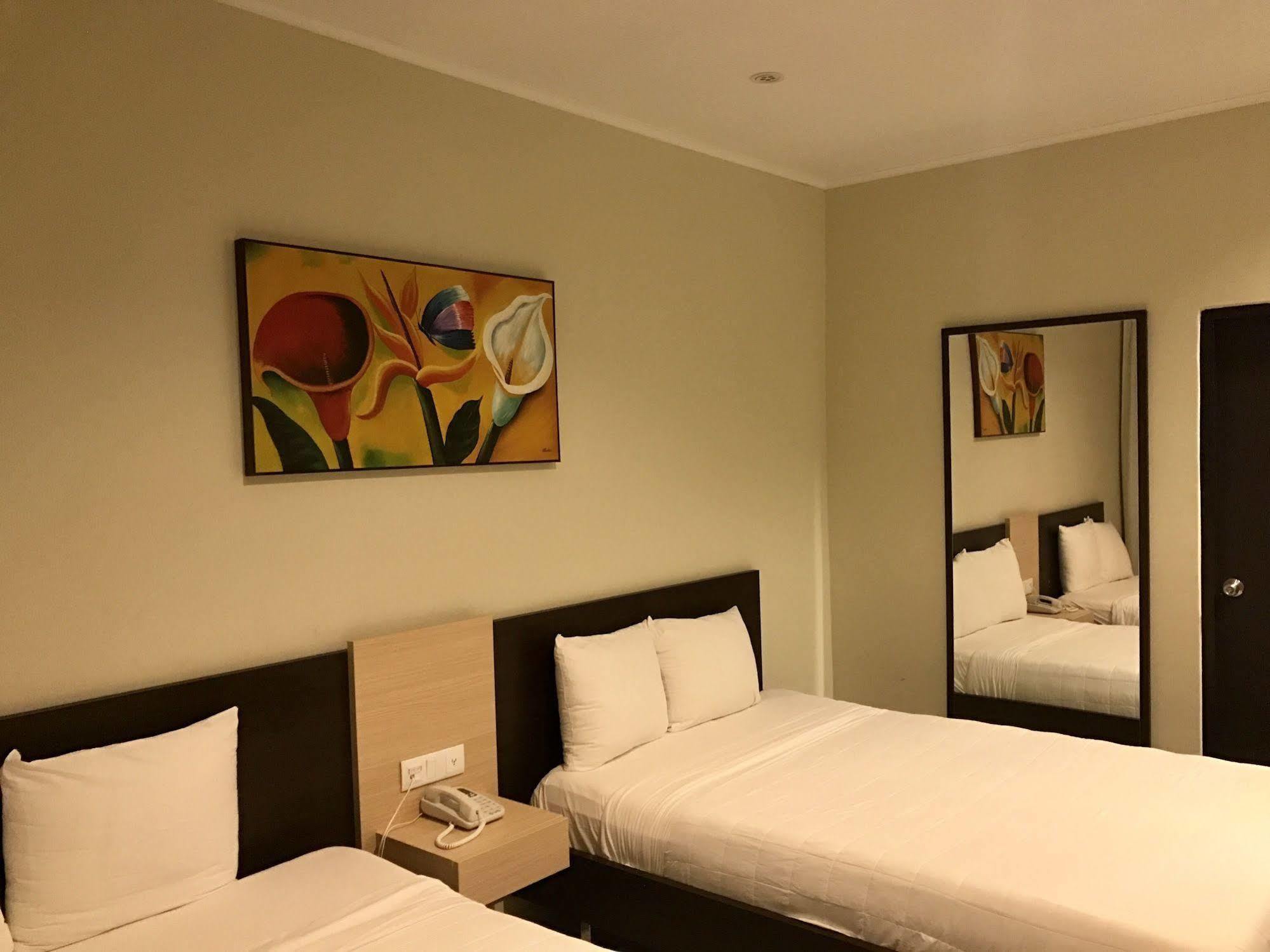 Curacao Airport Hotel Вилемстад Екстериор снимка